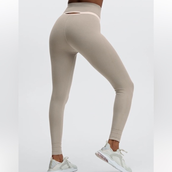 Fabletics Skulptknit Cutout Leggings - Picture 4 of 6